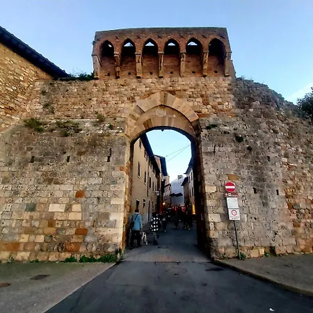 Il Vecchio Convento - Grotta Della Vernaccia Wine Terapy 圣吉米纳诺